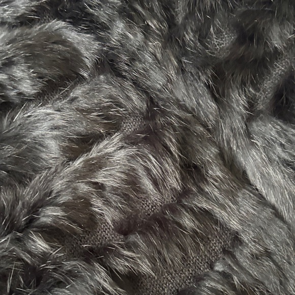 Dolce Cabo Charcoal Rabbit Fur Vest - Picture 3 of 5